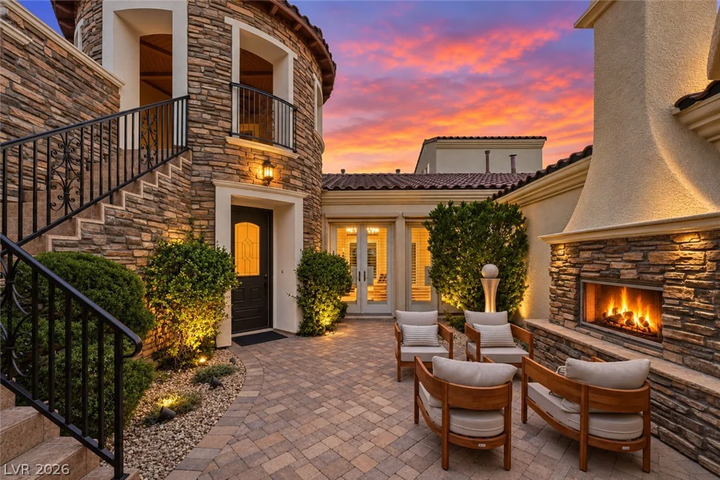 3381 Birchwood Park, Las Vegas, NV 89141