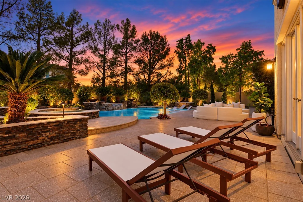 3381 Birchwood Park, Las Vegas, NV 89141