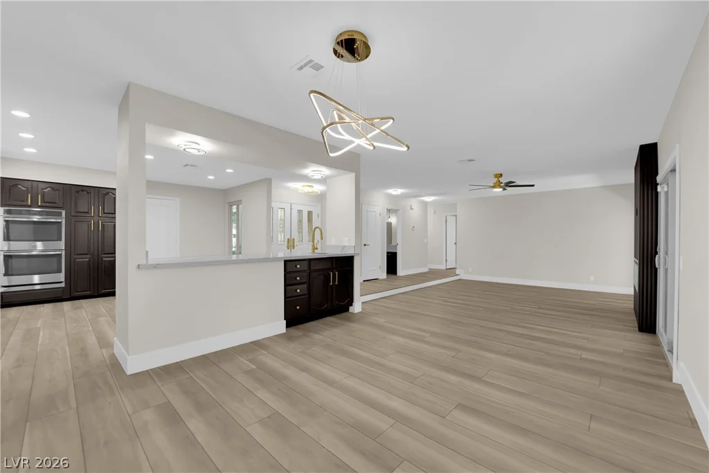 1783 Pandora, Las Vegas, NV 89123