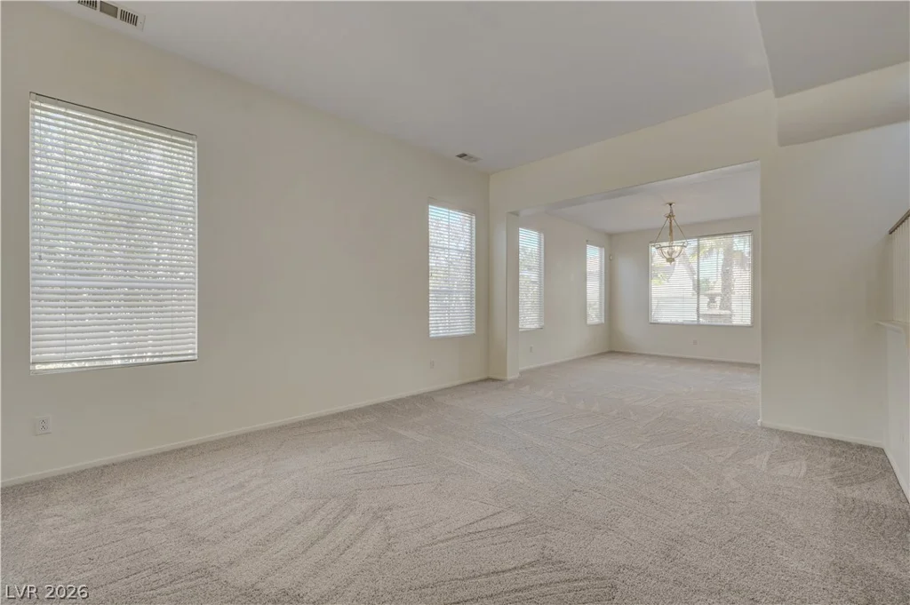6118 Rising, North Las Vegas, NV 89031