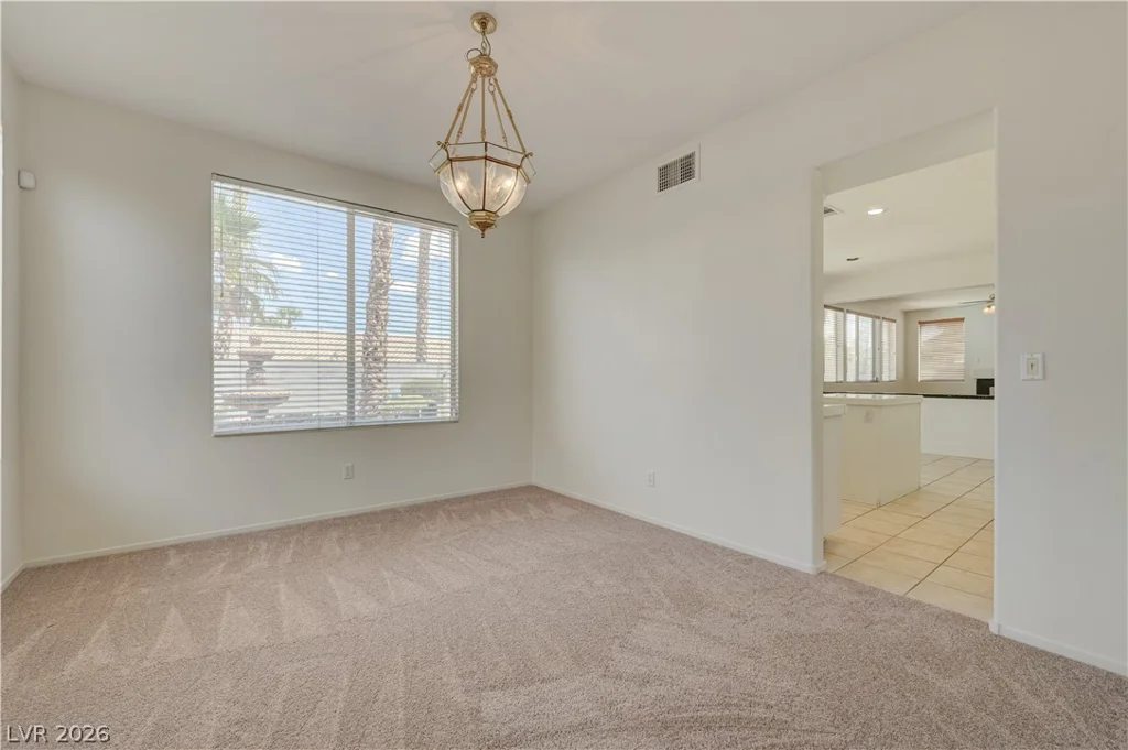 6118 Rising, North Las Vegas, NV 89031