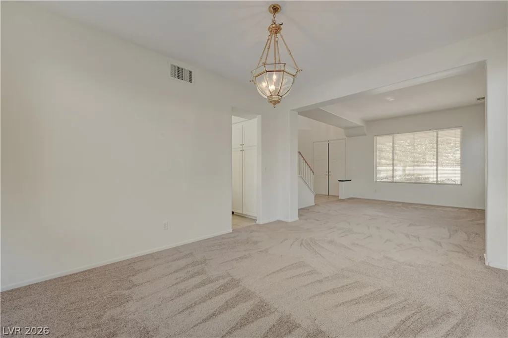 6118 Rising, North Las Vegas, NV 89031