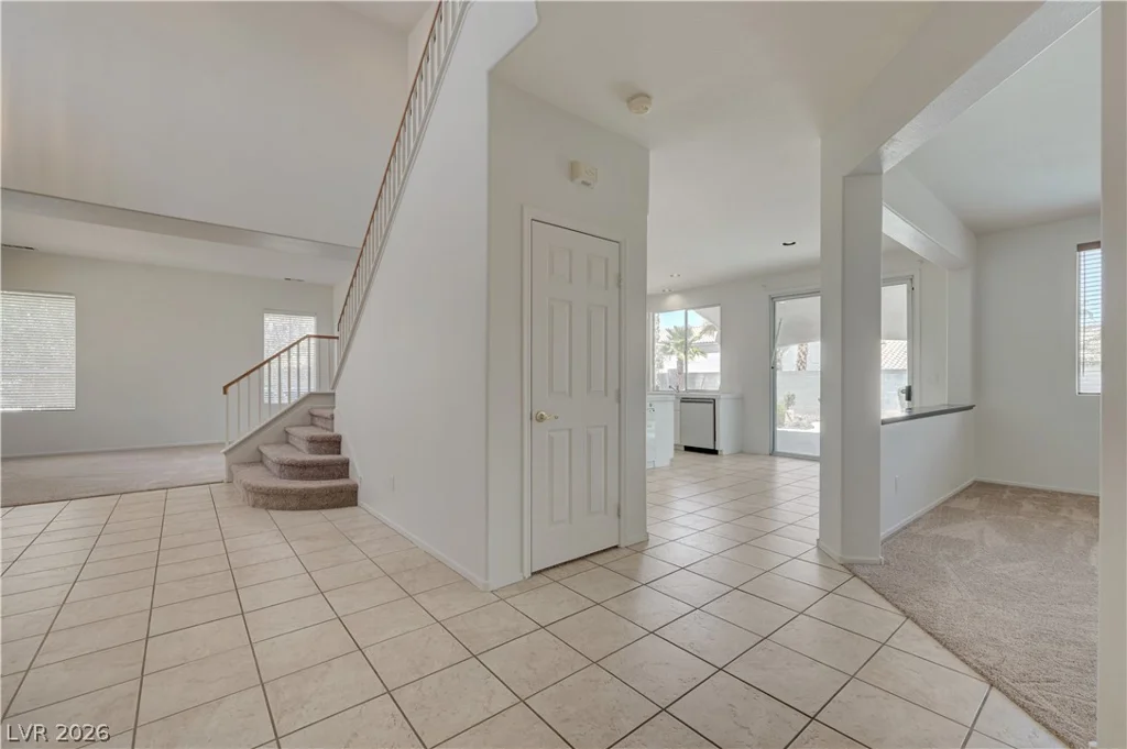 6118 Rising, North Las Vegas, NV 89031