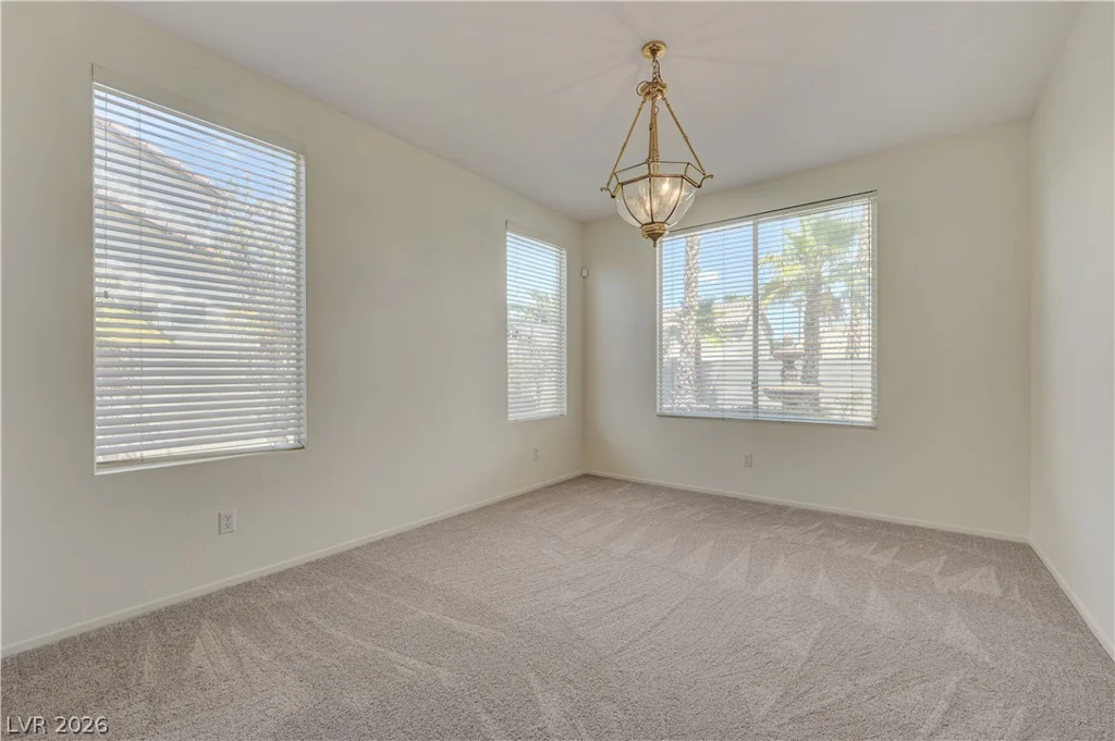 6118 Rising, North Las Vegas, NV 89031