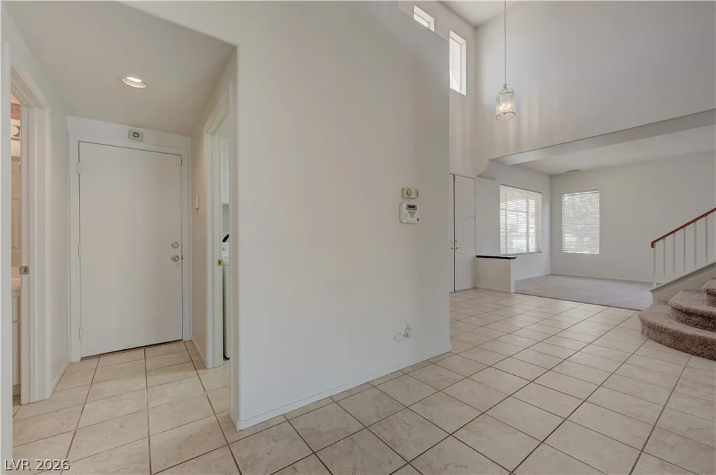 6118 Rising, North Las Vegas, NV 89031