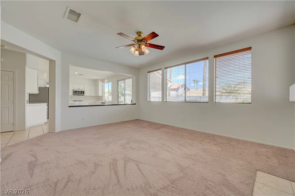6118 Rising, North Las Vegas, NV 89031