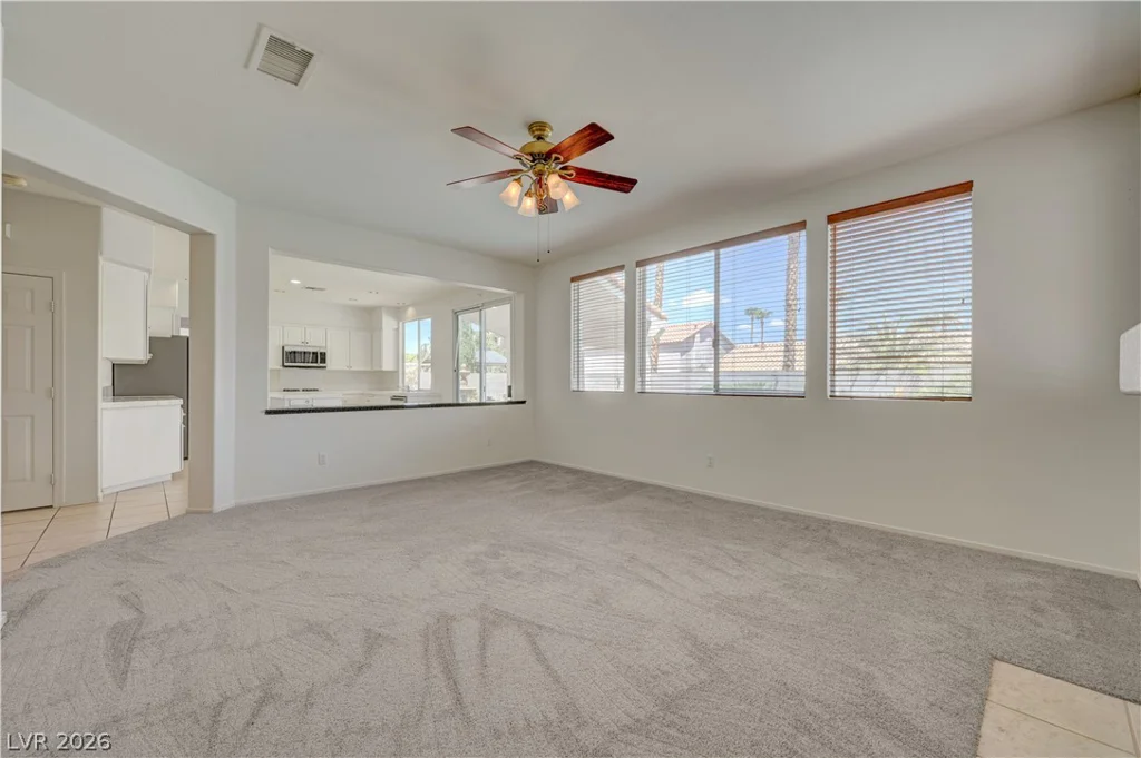 6118 Rising, North Las Vegas, NV 89031
