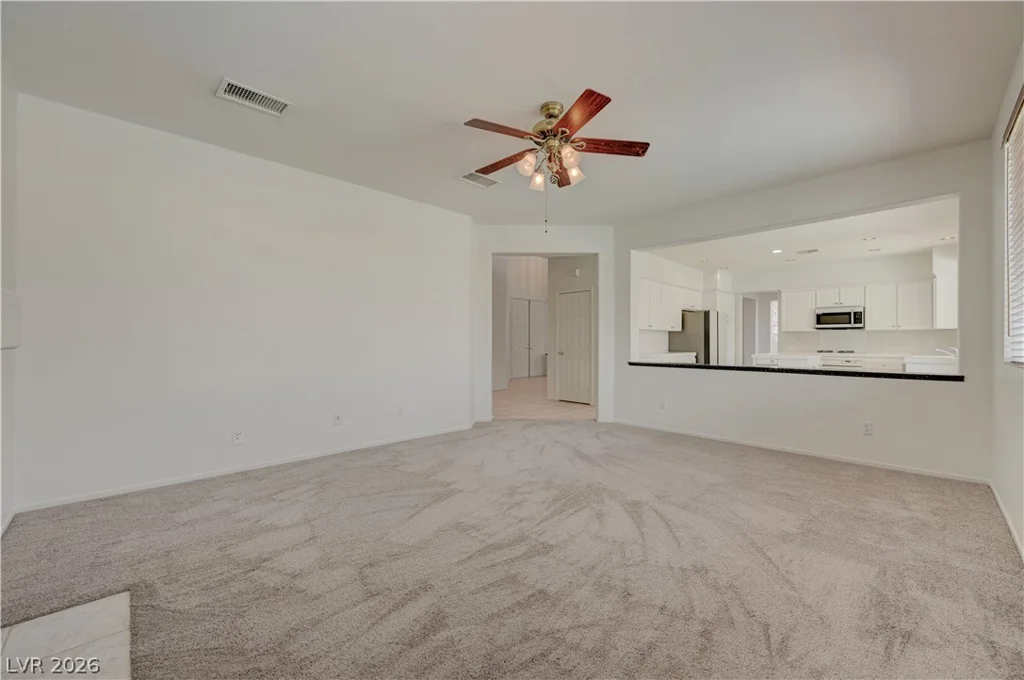 6118 Rising, North Las Vegas, NV 89031