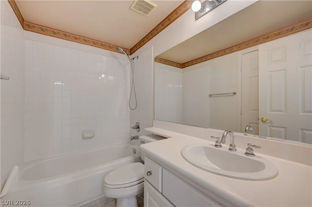 6118 Rising, North Las Vegas, NV 89031