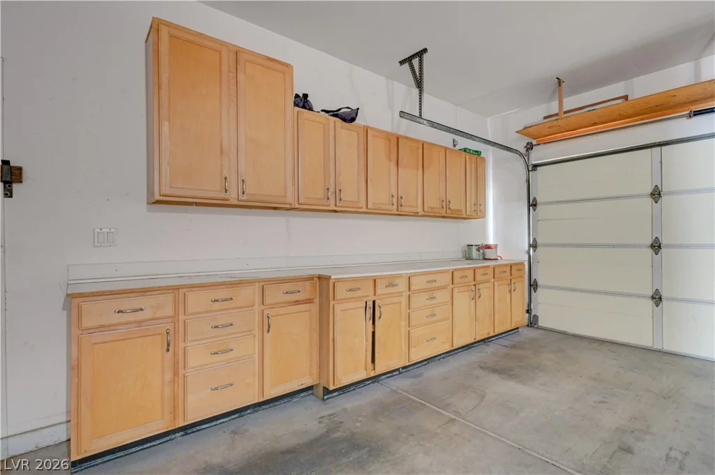 6118 Rising, North Las Vegas, NV 89031