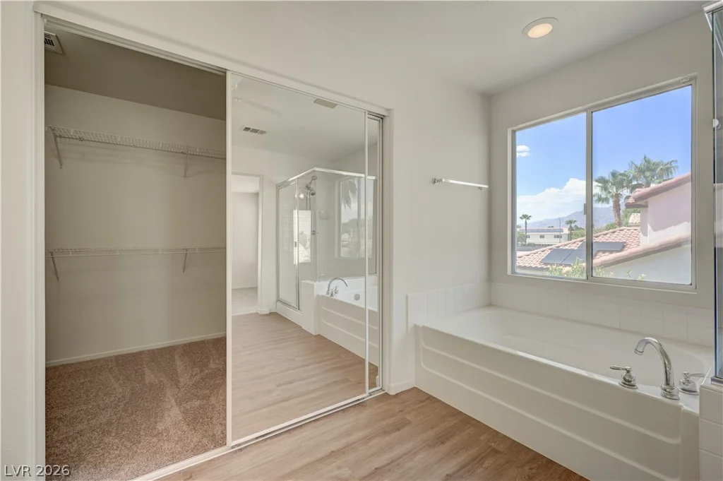 6118 Rising, North Las Vegas, NV 89031