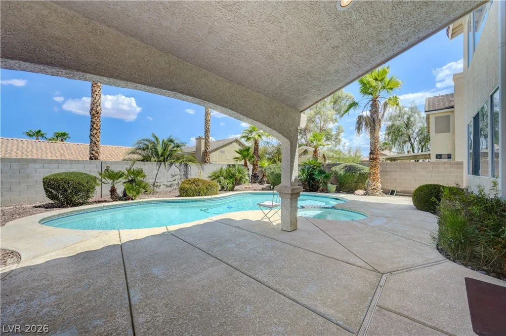 6118 Rising, North Las Vegas, NV 89031