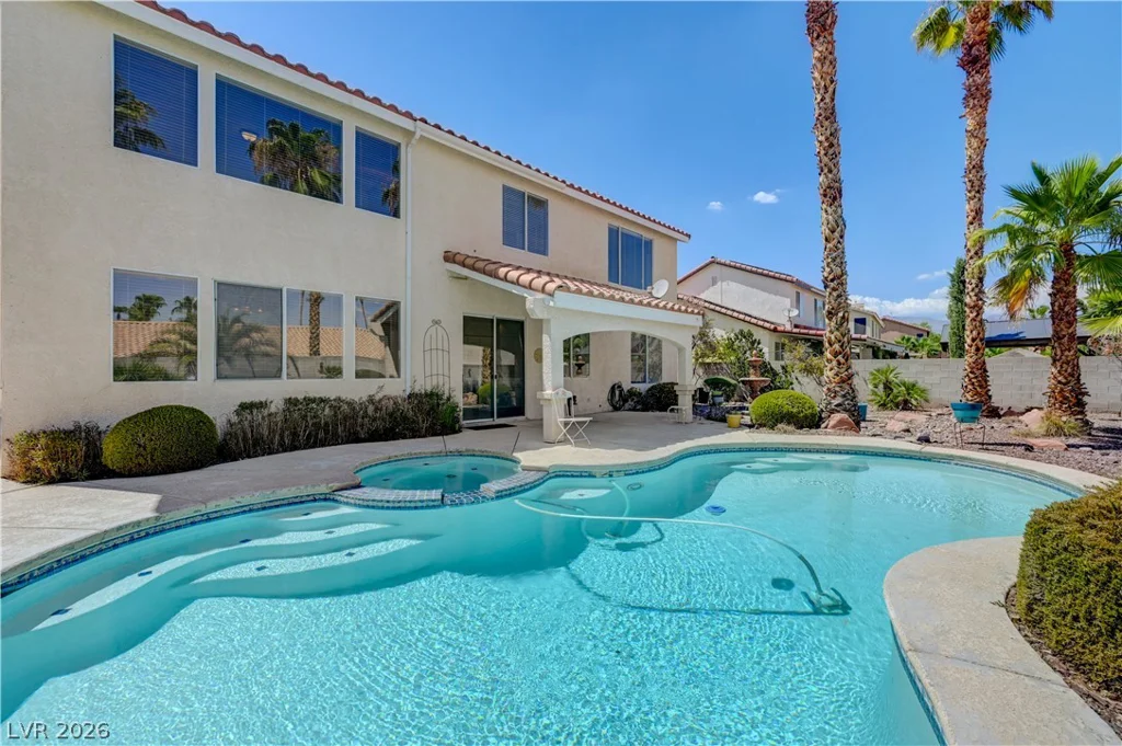 6118 Rising, North Las Vegas, NV 89031