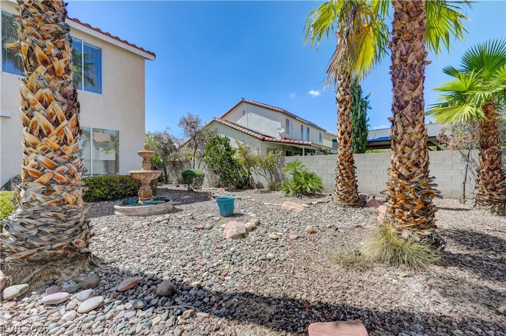 6118 Rising, North Las Vegas, NV 89031