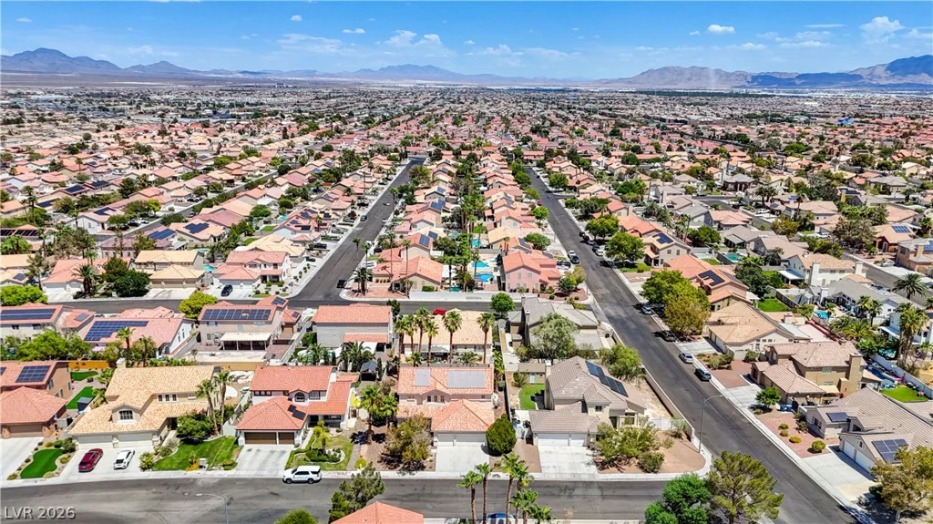 6118 Rising, North Las Vegas, NV 89031