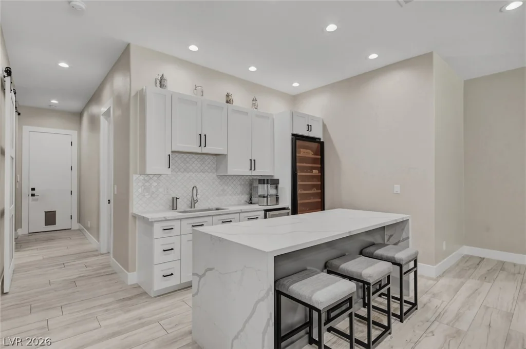 304 Queens Gate, Las Vegas, NV 89145