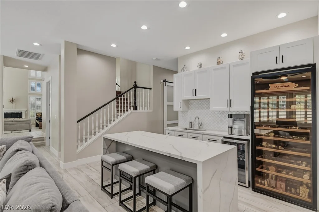 304 Queens Gate, Las Vegas, NV 89145