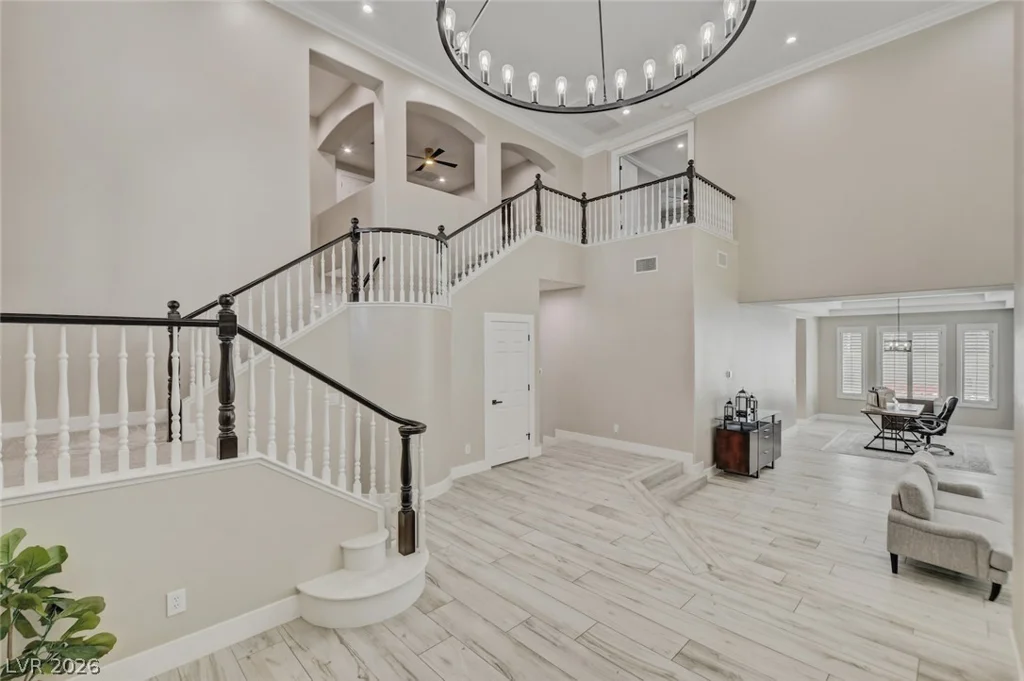 304 Queens Gate, Las Vegas, NV 89145