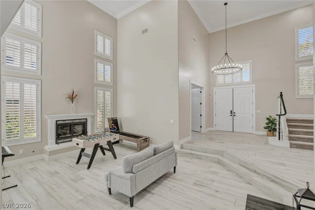 304 Queens Gate, Las Vegas, NV 89145