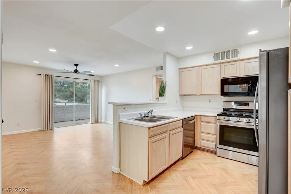 3053 Casey, Las Vegas, NV 89120