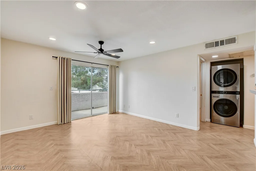 3053 Casey, Las Vegas, NV 89120