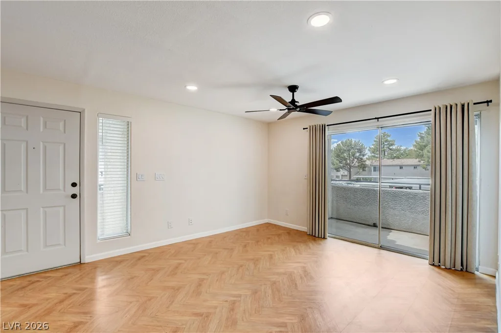 3053 Casey, Las Vegas, NV 89120