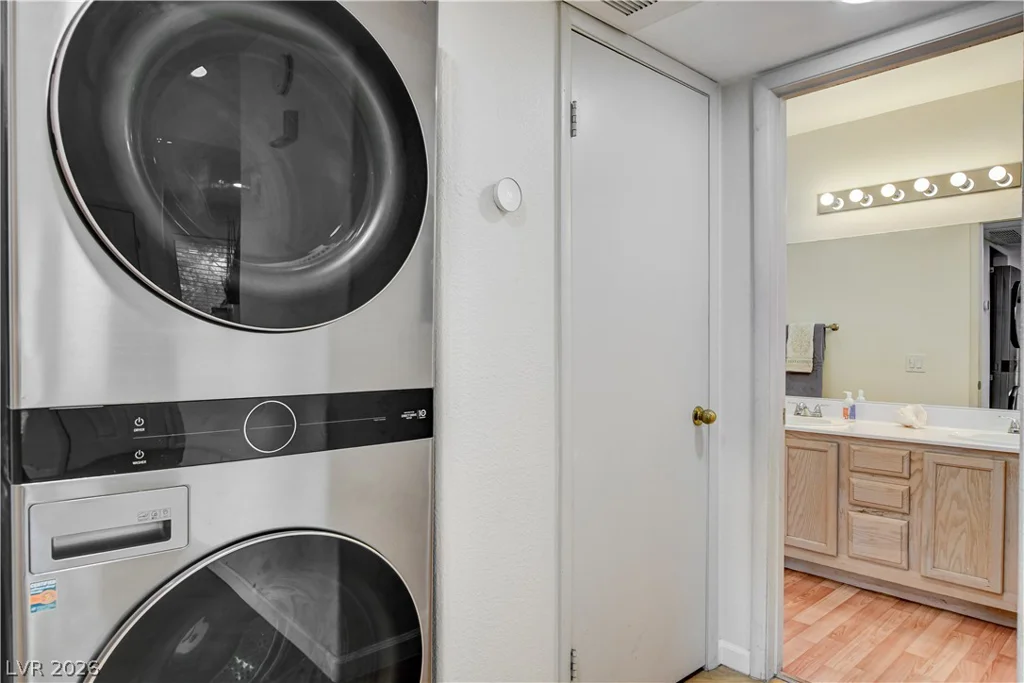 3053 Casey, Las Vegas, NV 89120