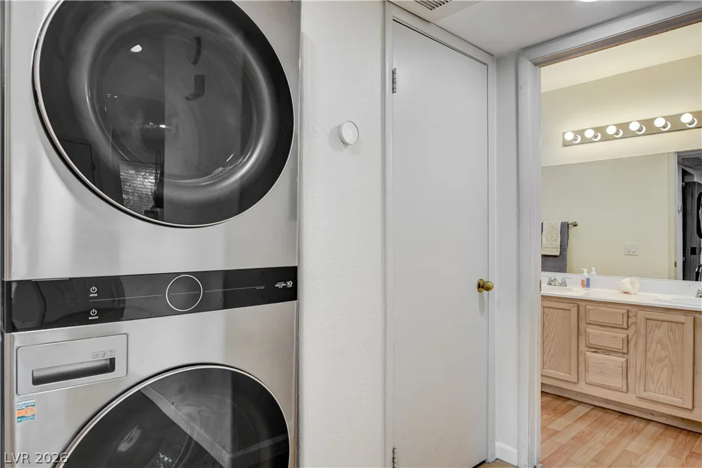 3053 Casey, Las Vegas, NV 89120
