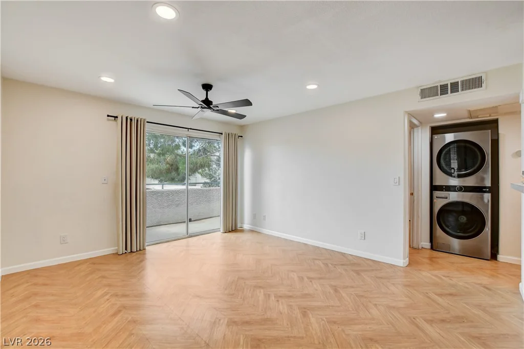 3053 Casey, Las Vegas, NV 89120