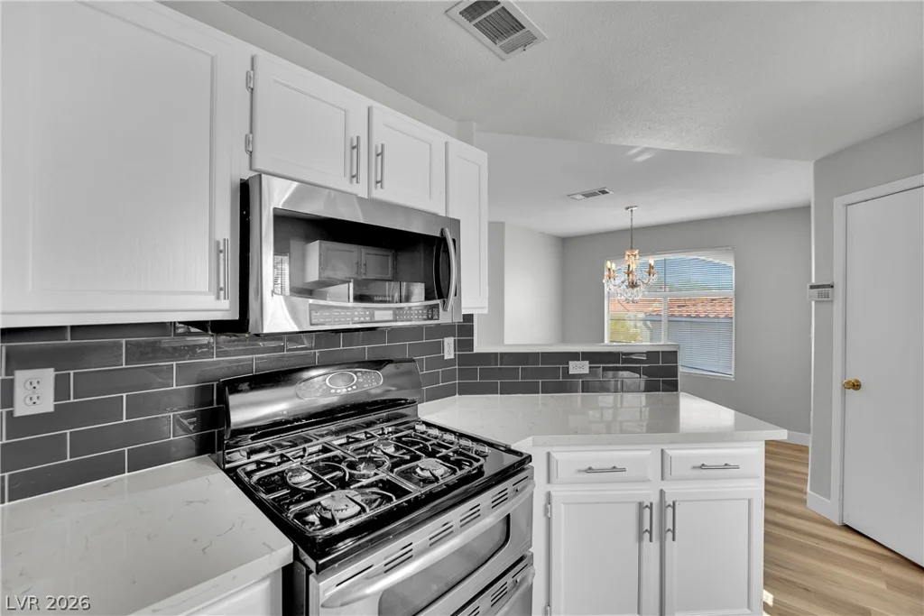 698 Racetrack, Henderson, NV 89015
