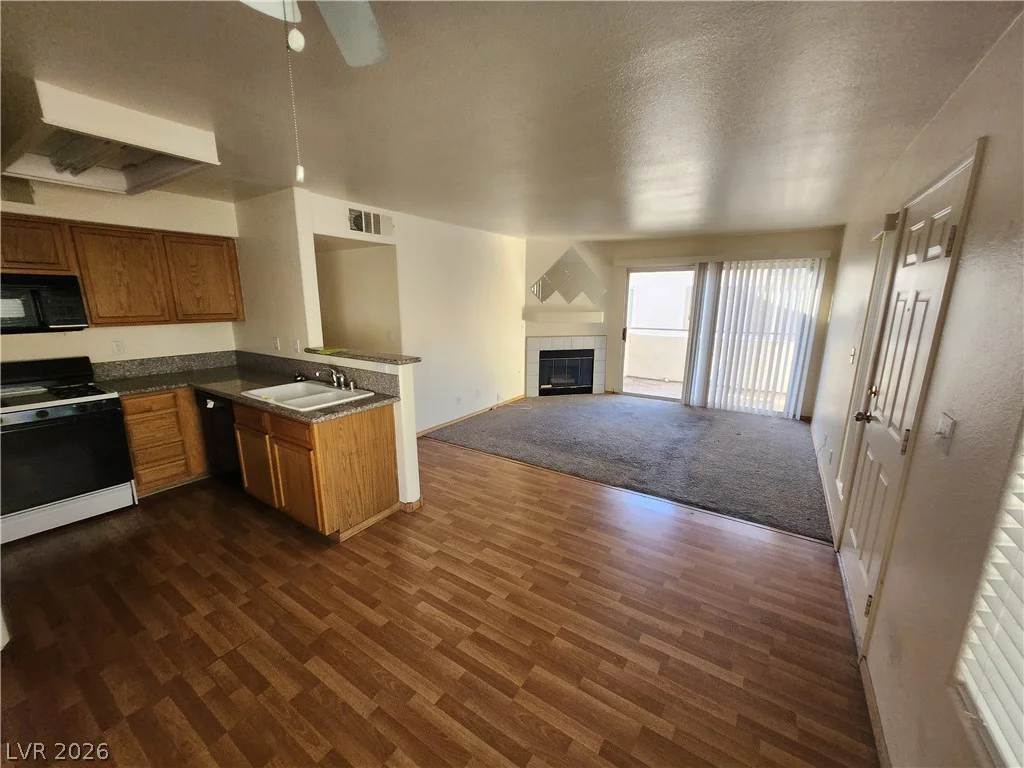 5150 Mandalay Springs, Las Vegas, NV 89120