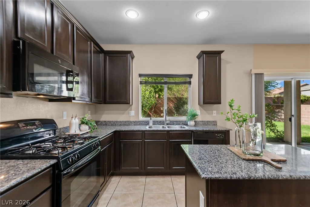 10248 Gibson Isle, Las Vegas, NV 89166