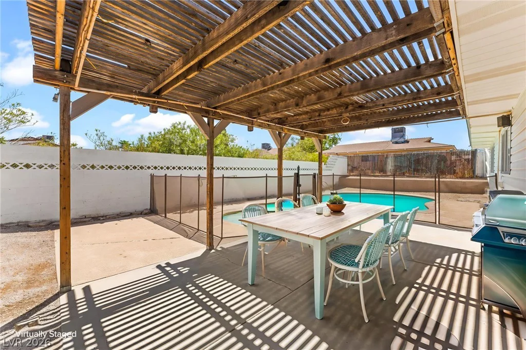 7313 Gray, Las Vegas, NV 89145