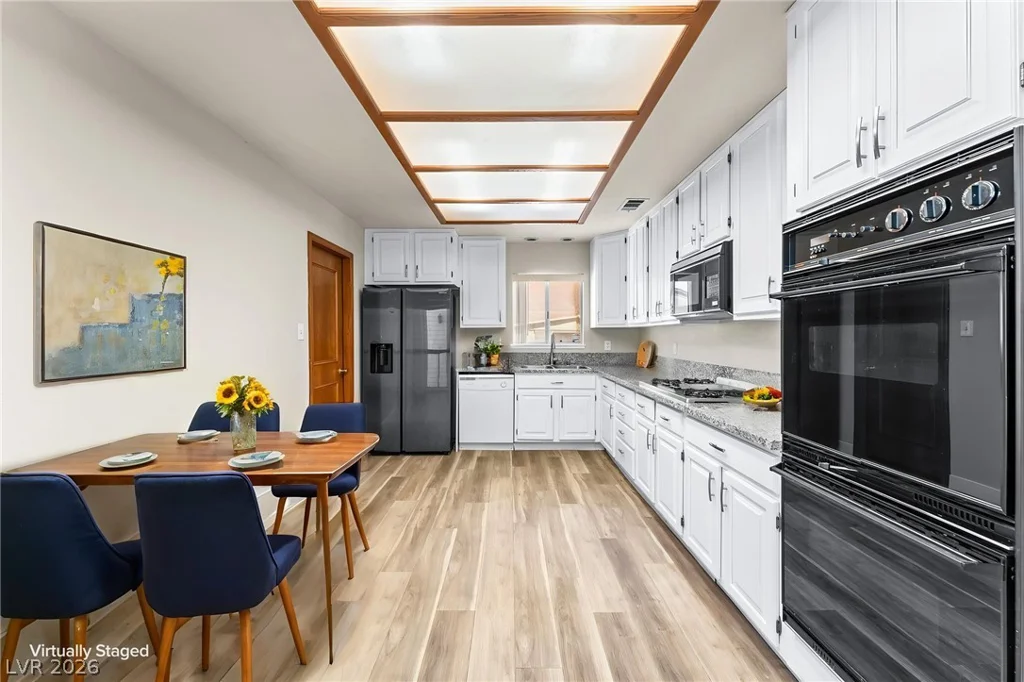 7313 Gray, Las Vegas, NV 89145