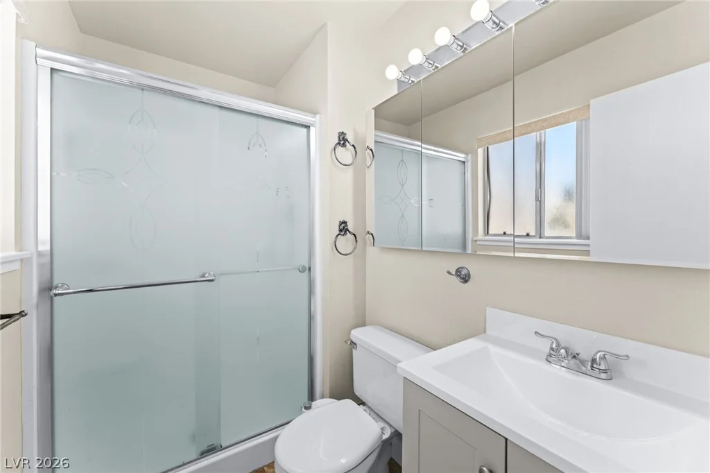 7313 Gray, Las Vegas, NV 89145