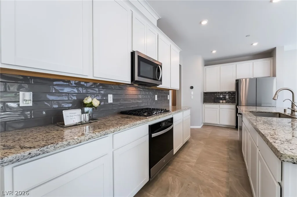 869 Greenspire, Henderson, NV 89011