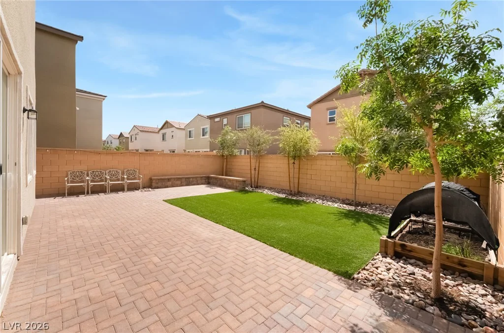 869 Greenspire, Henderson, NV 89011