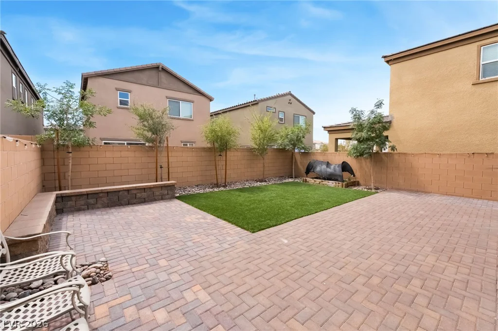 869 Greenspire, Henderson, NV 89011
