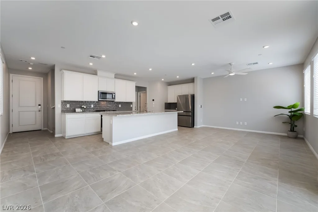 869 Greenspire, Henderson, NV 89011