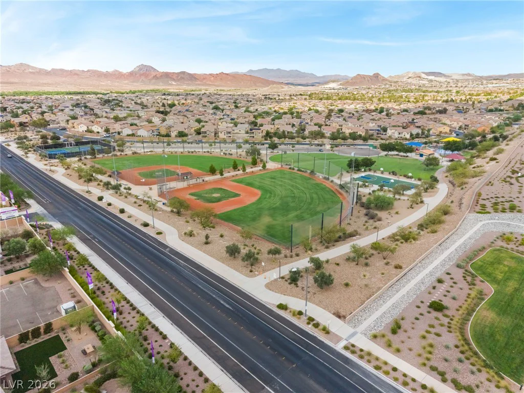 869 Greenspire, Henderson, NV 89011