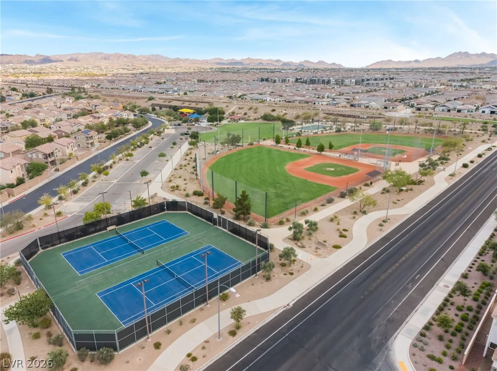 869 Greenspire, Henderson, NV 89011