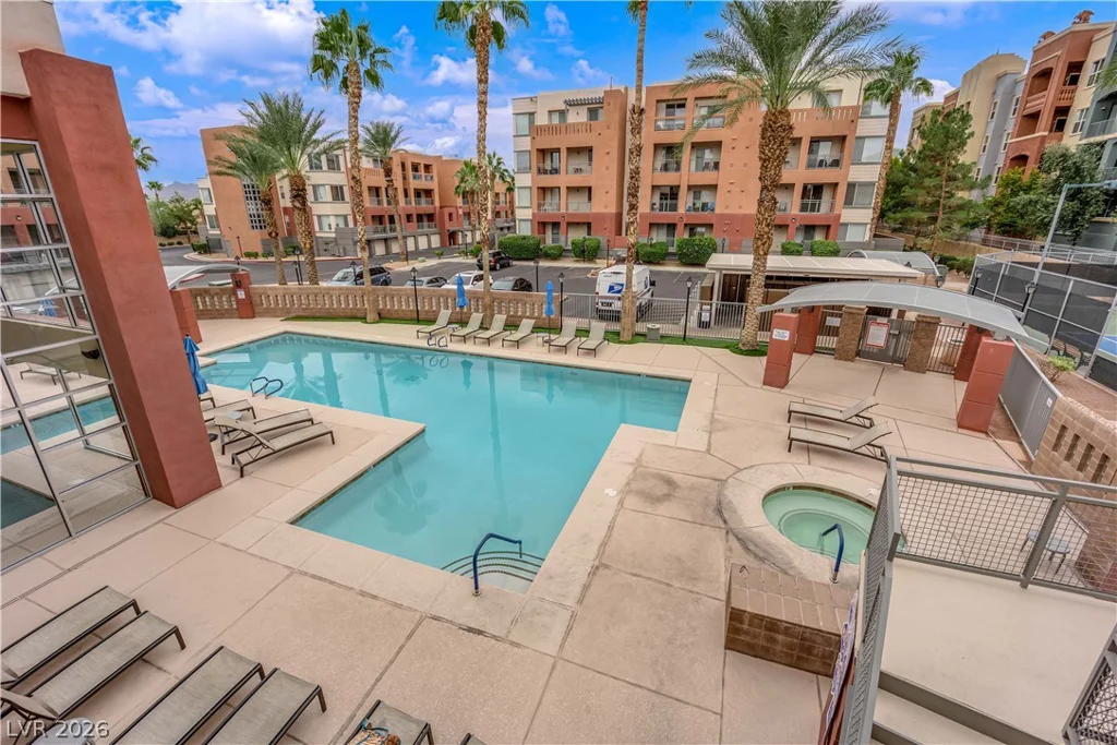 83 Agate, Las Vegas, NV 89123