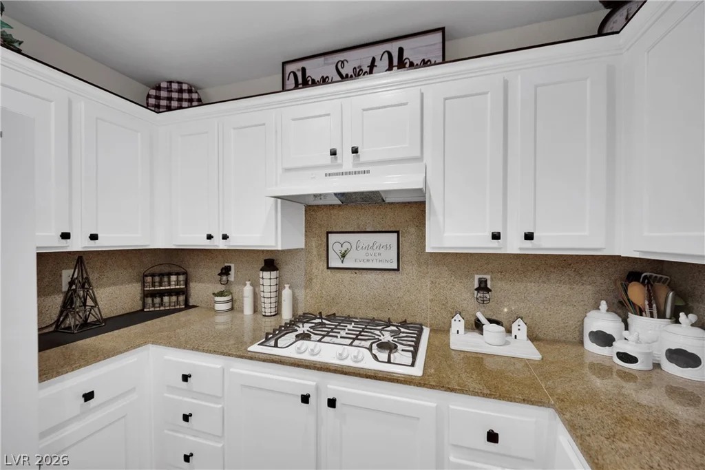 83 Agate, Las Vegas, NV 89123