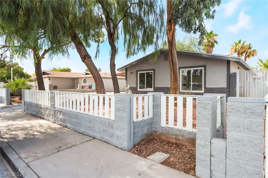 3903 Sequoia, Las Vegas, NV 89110