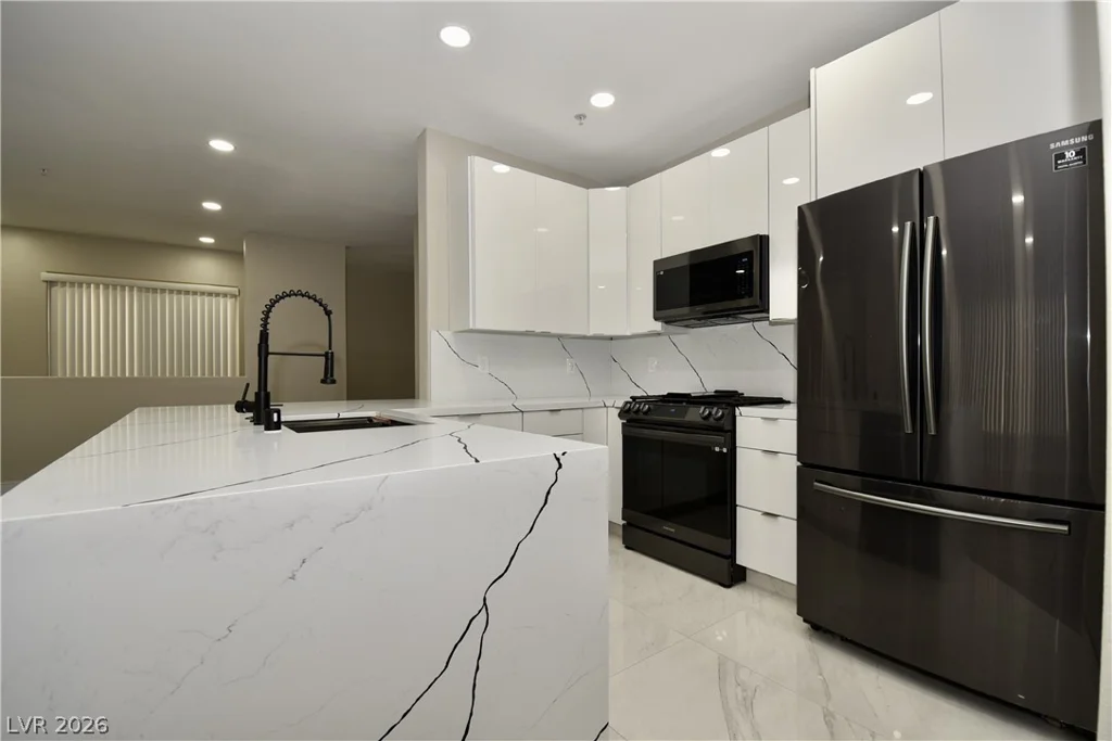 7173 Durango, Las Vegas, NV 89113