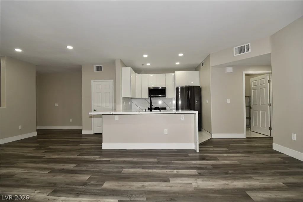 7173 Durango, Las Vegas, NV 89113