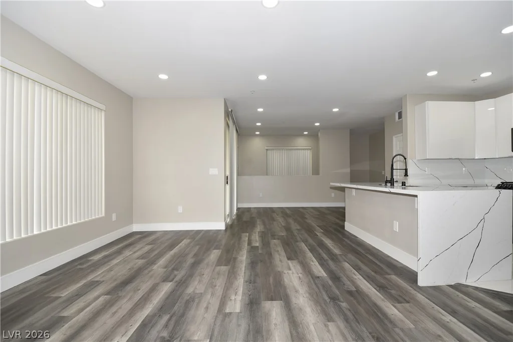 7173 Durango, Las Vegas, NV 89113