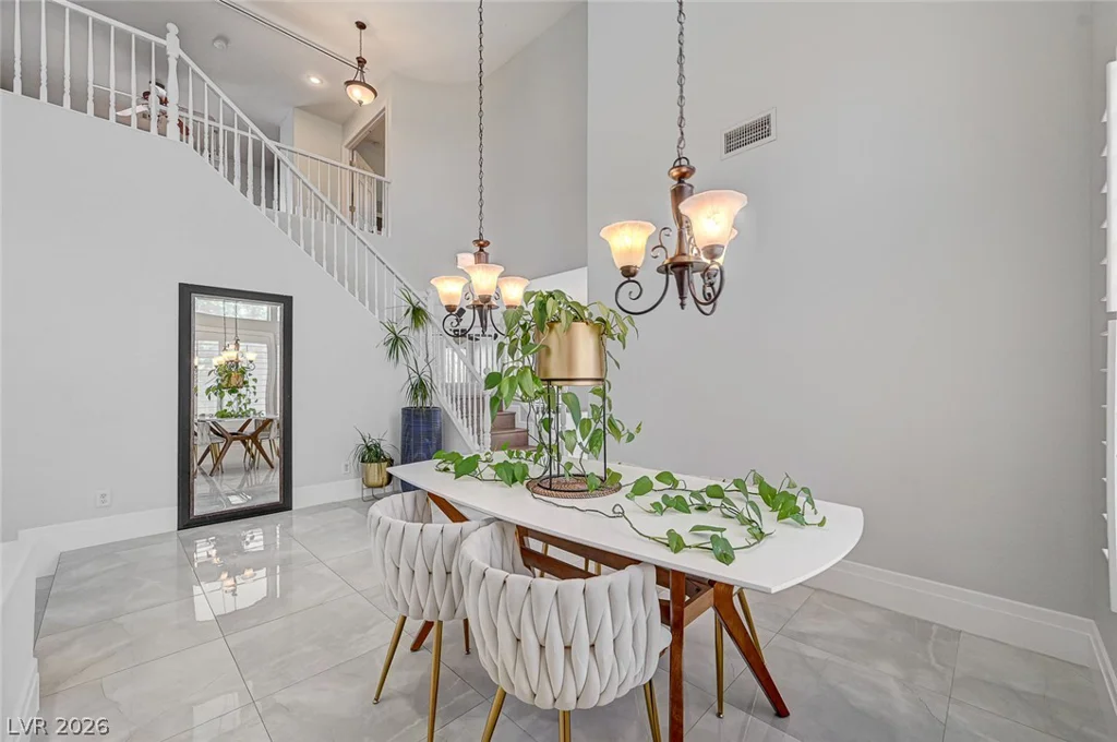 3720 Russell Peterson, Las Vegas, NV 89129