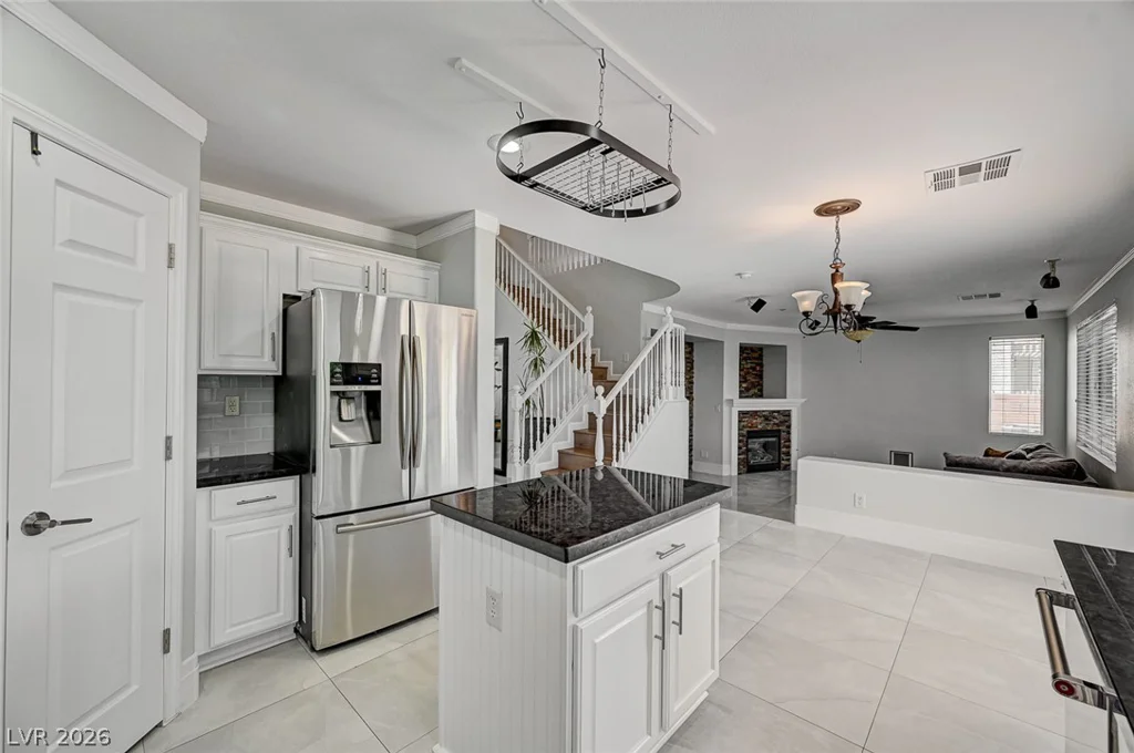 3720 Russell Peterson, Las Vegas, NV 89129