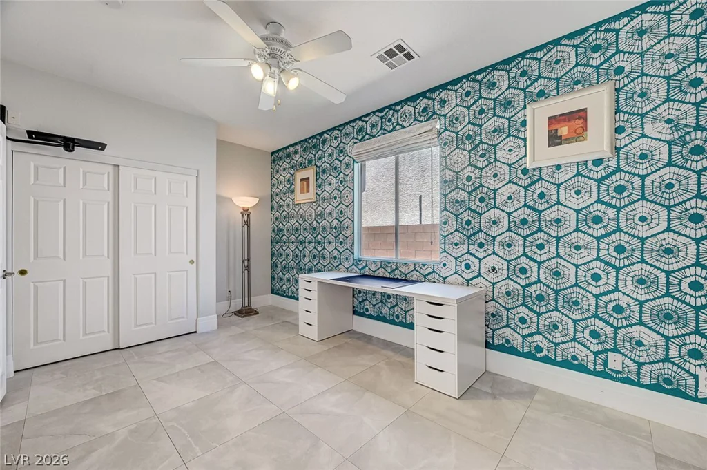 3720 Russell Peterson, Las Vegas, NV 89129